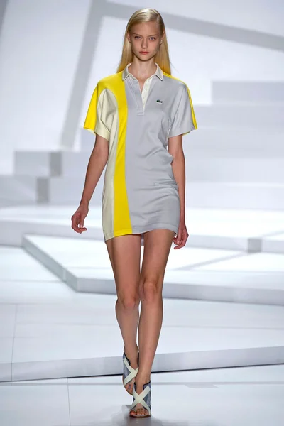 Look 14